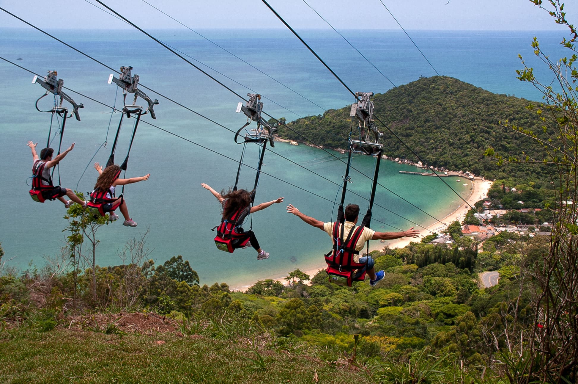 parque-unipraias-balneario-camboriu-zip-rider-4bus